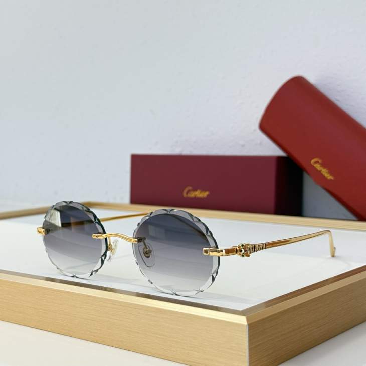 Picture of Cartier Sunglasses _SKUfw80443802fw